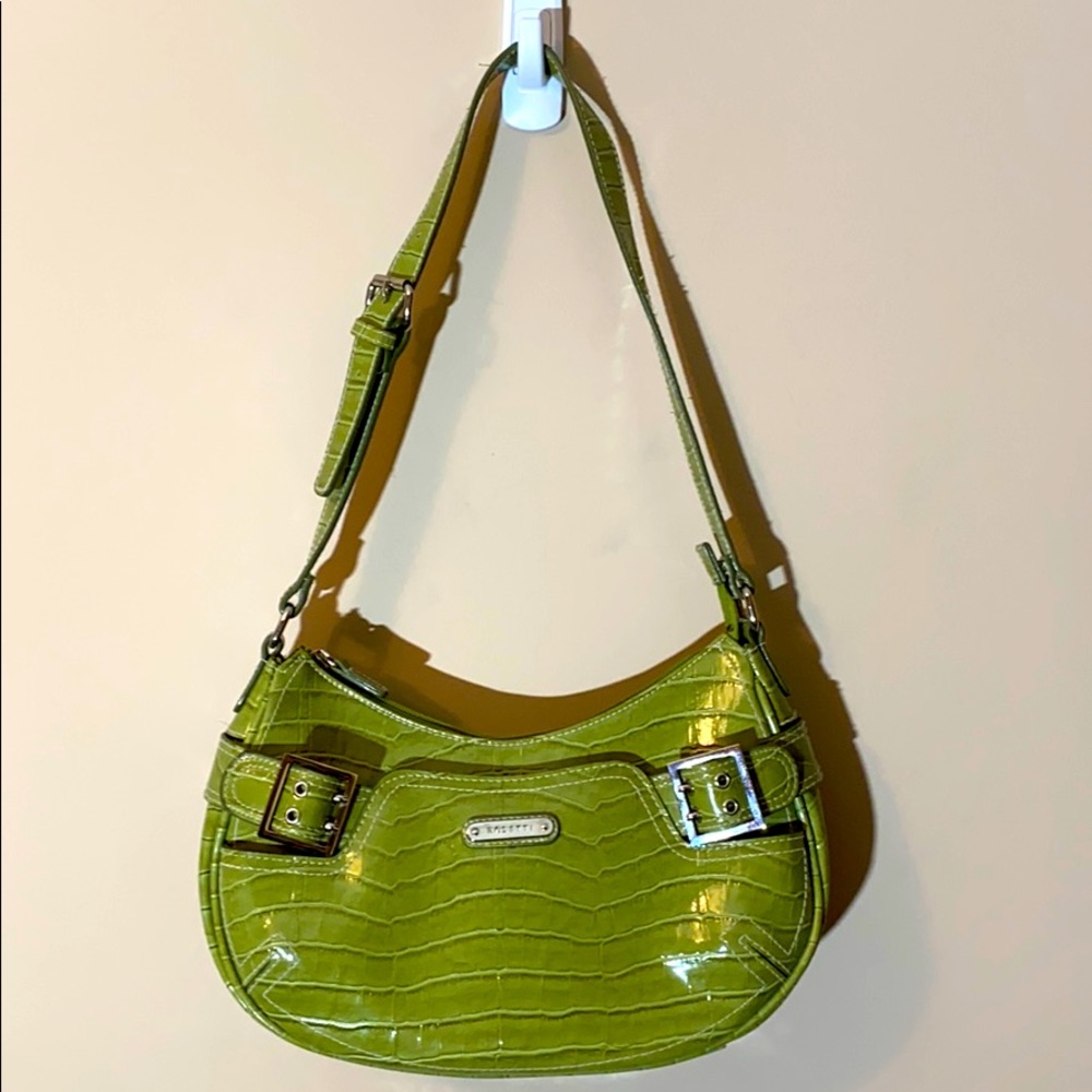 Woman’s Green Faux Leather Shoulder Purse/Wallet